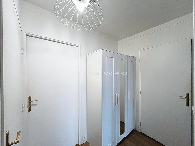 Appartement 3 chambres meublé ASNIERES-SUR-SEINE - 89 m²;