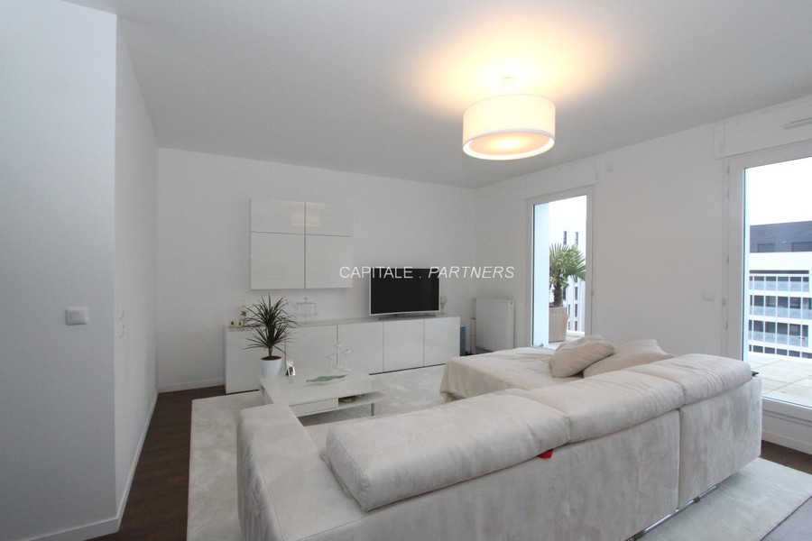 Studio meublé  GENNEVILLIERS - 37 m²;