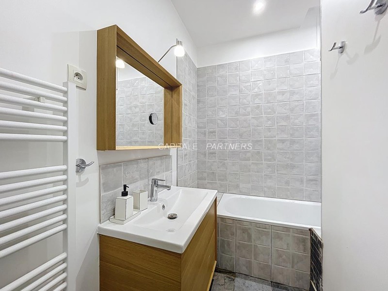 Appartement 2 chambres meublé PARIS 15 - 61 m²;