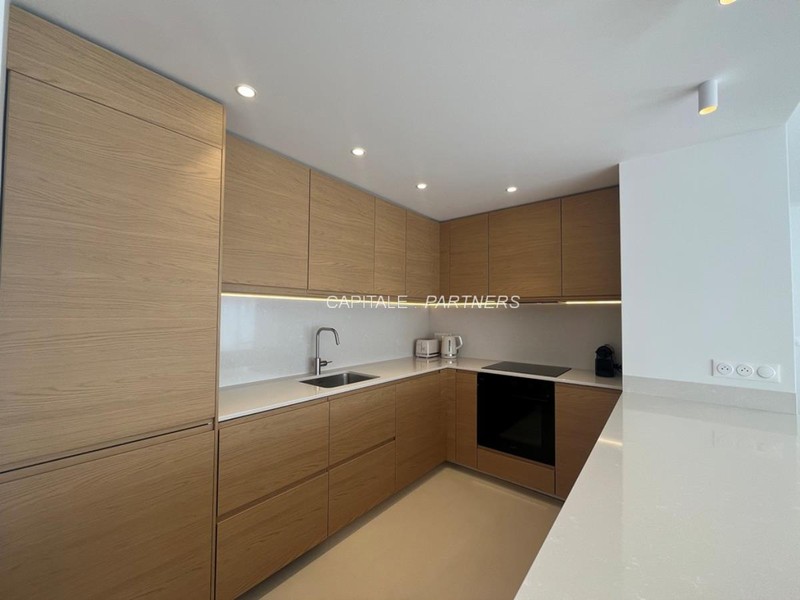 Appartement 2 chambres meublé NEUILLY-SUR-SEINE - 108 m²;