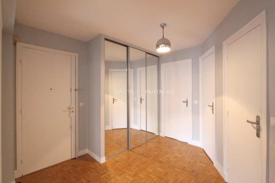 Appartement 2 chambres meublé PARIS 14 - 73 m²;