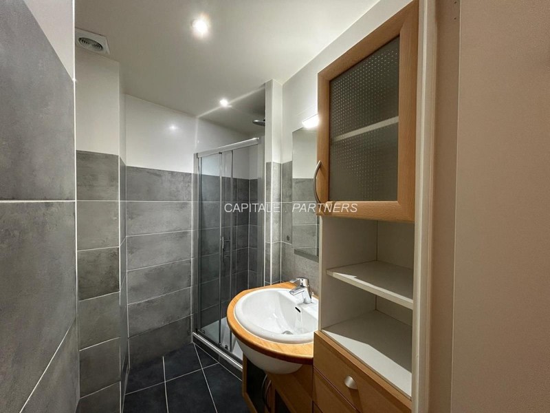 Appartement 1 chambre meublé PARIS 8 - 45 m²;
