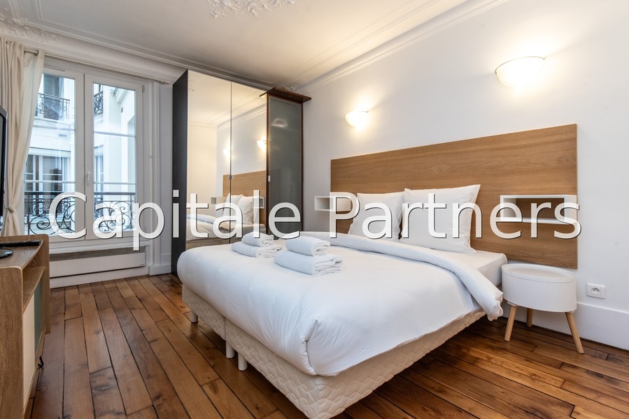 Appartement 3 chambres meublé PARIS 17 - 107 m²;