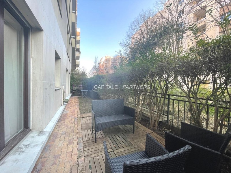 Appartement 2 chambres meublé COURBEVOIE - 65 m²;