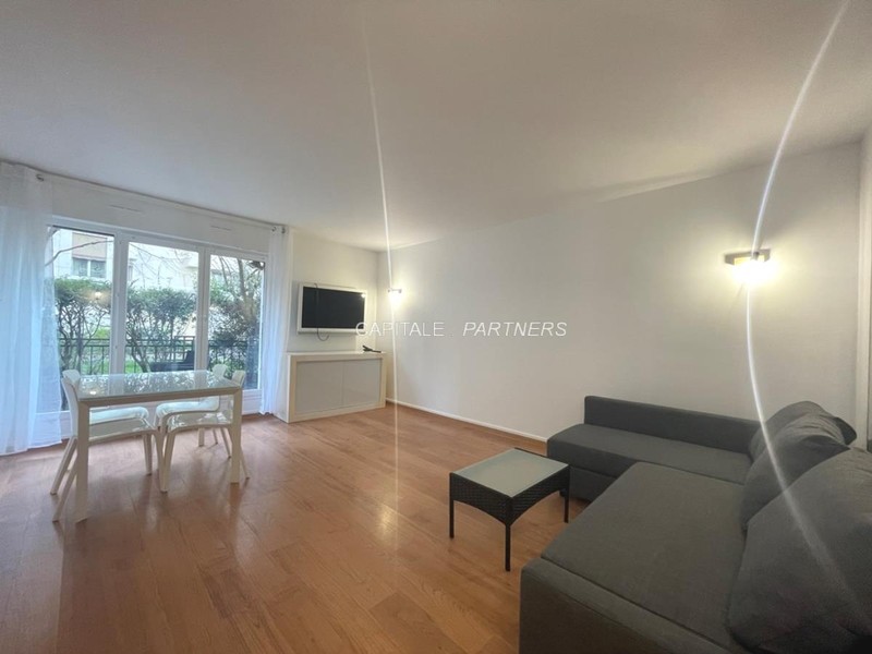 Appartement 2 chambres meublé COURBEVOIE - 65 m²;