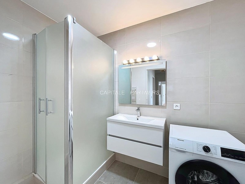 Appartement 2 chambres meublé PARIS 12 - 63 m²;