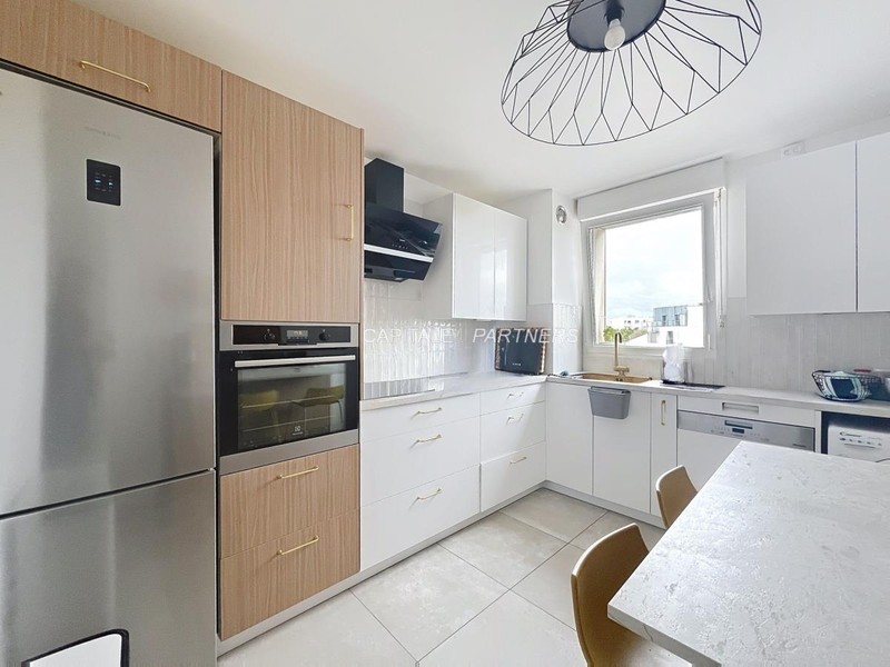 Appartement 3 chambres meublé ASNIERES-SUR-SEINE - 89 m²;