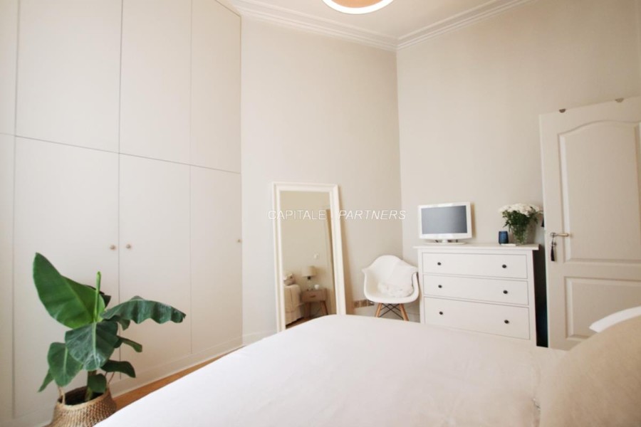 Appartement 1 chambre meublé PARIS 9 - 37 m²;