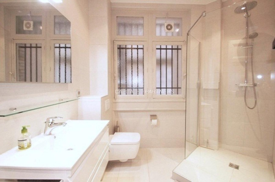 Appartement 1 chambre meublé PARIS 15 - 60 m²;