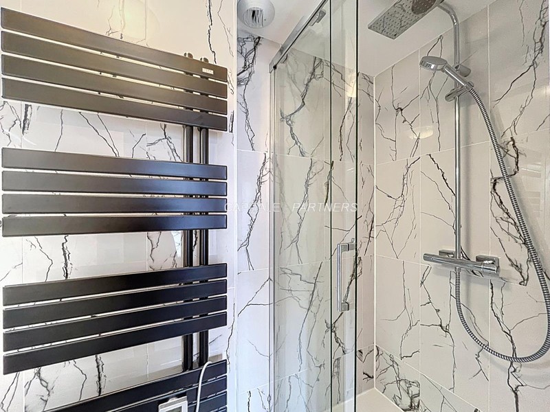 Appartement 1 chambre meublé PARIS 9 - 35 m²;