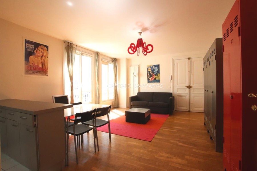 Studio meublé  PARIS 1 - 31 m²;