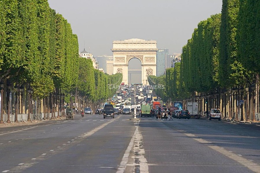 Appartement 1 chambre meublé PARIS 8 - 47 m²;