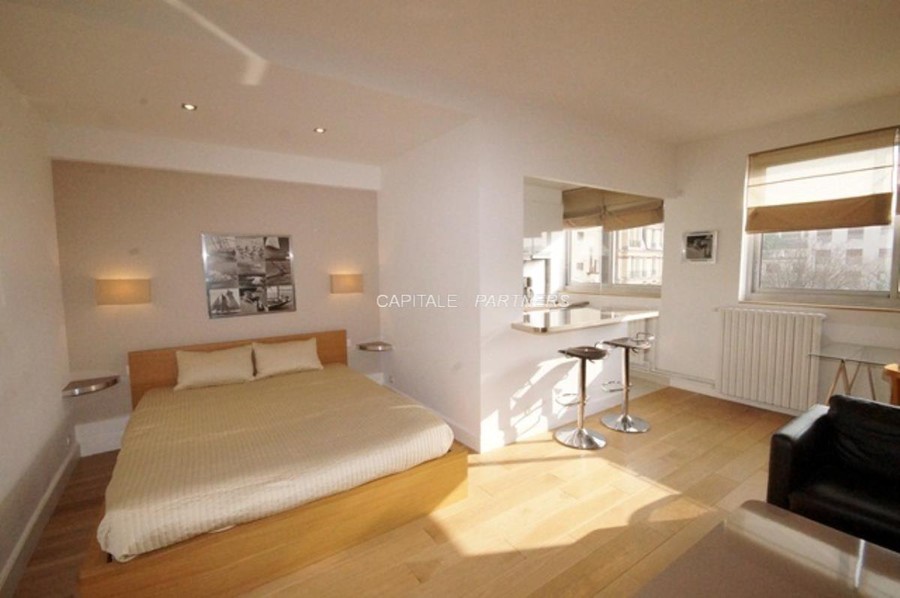 Studio meublé  PARIS 16 - 36 m²;