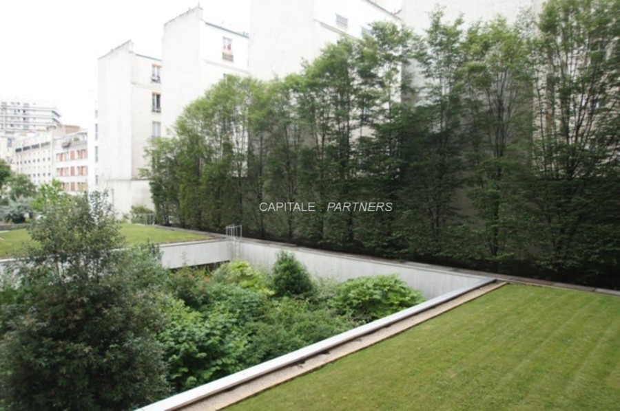 Studio meublé  PARIS 15 - 45 m²;