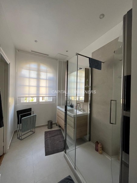 Appartement 3 chambres meublé PARIS 17 - 128 m²;