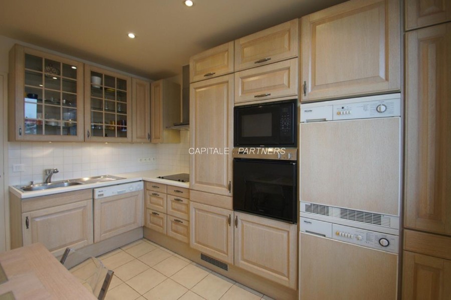Appartement 2 chambres meublé NEUILLY - 112 m²;