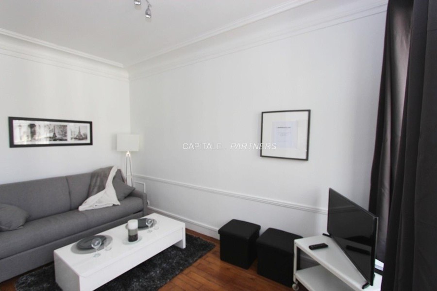 Studio meublé  PARIS 12 - 16 m²;
