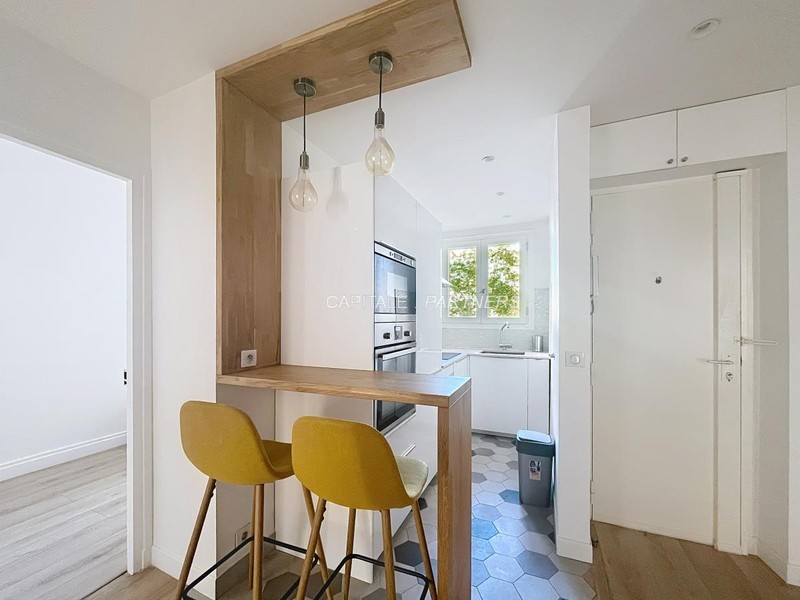 Appartement 2 chambres meublé PARIS 7 - 71 m²;