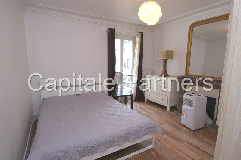 Appartement 2 chambres meublé PARIS 8 - 118 m²;