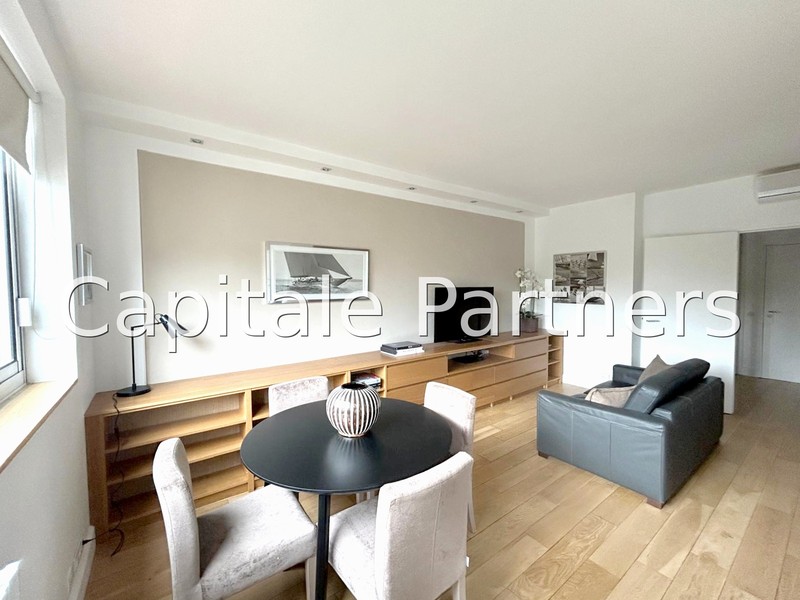 Studio meublé  PARIS 16 - 36 m²;