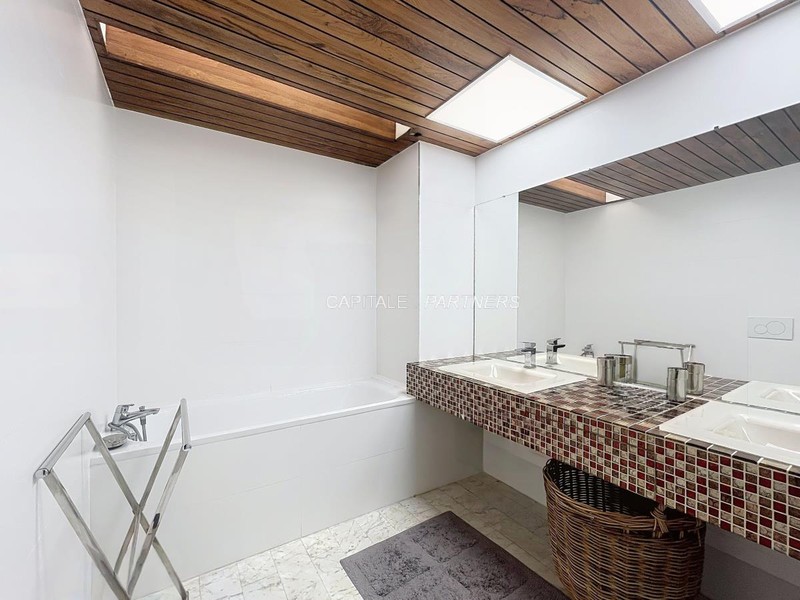 Appartement 3 chambres meublé BOULOGNE - 117 m²;