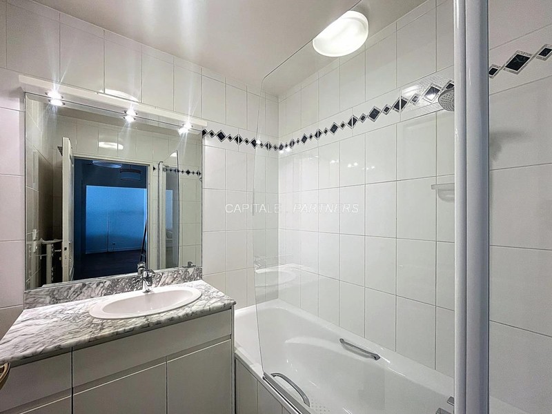 Appartement 1 chambre meublé PARIS 16 - 50 m²;