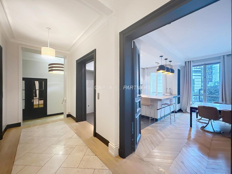 Appartement 4 chambres PARIS 17 - 223 m²;