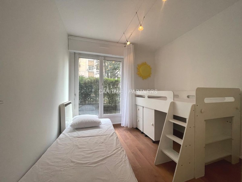 Appartement 2 chambres meublé COURBEVOIE - 65 m²;