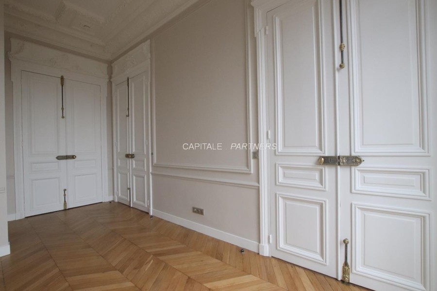 Appartement 2 chambres PARIS 16 - 70 m²;