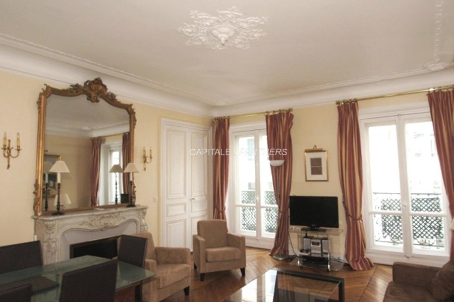 Appartement 2 chambres meublé PARIS 8 - 90 m²;