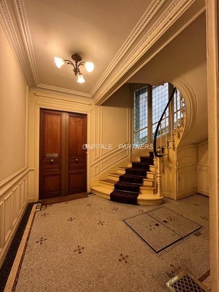 Appartement 3 chambres meublé PARIS 17 - 128 m²;