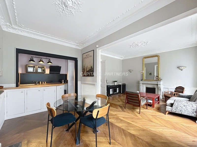 Appartement 2 chambres meublé PARIS 10 - 75 m²;