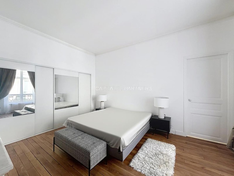 Appartement 4 chambres meublé PARIS 7 - 220 m²;