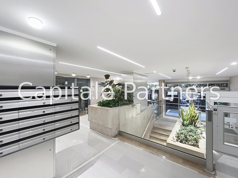 Appartement 2 chambres meublé PARIS 17 - 69 m²;