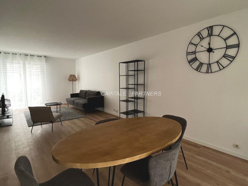 Appartement 2 chambres meublé PARIS 3 - 80 m²;
