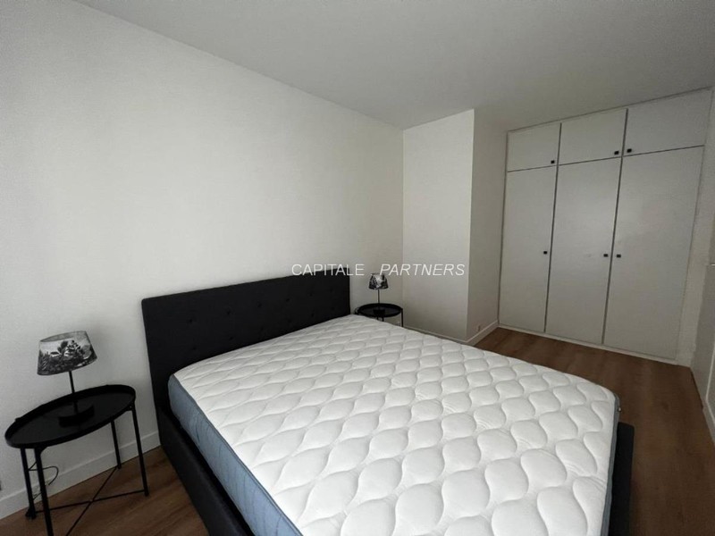 Appartement 2 chambres meublé PARIS 3 - 80 m²;