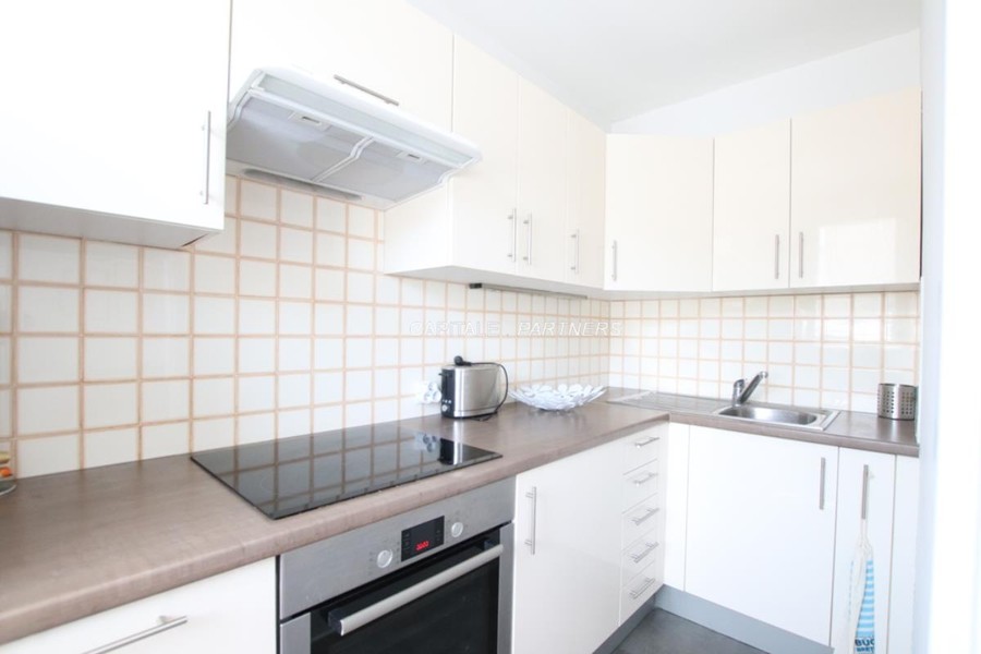 Appartement 1 chambre meublé PARIS 17 - 44 m²;