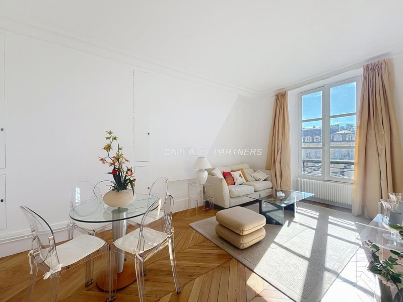 Appartement 1 chambre meublé PARIS 8 - 46 m²;