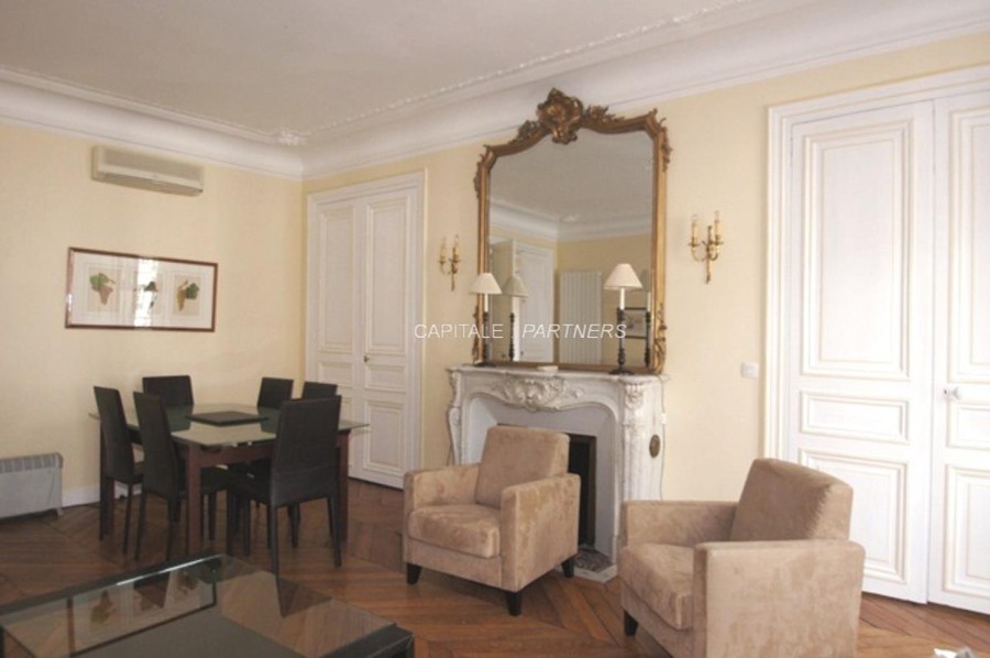 Appartement 2 chambres meublé PARIS 8 - 90 m²;