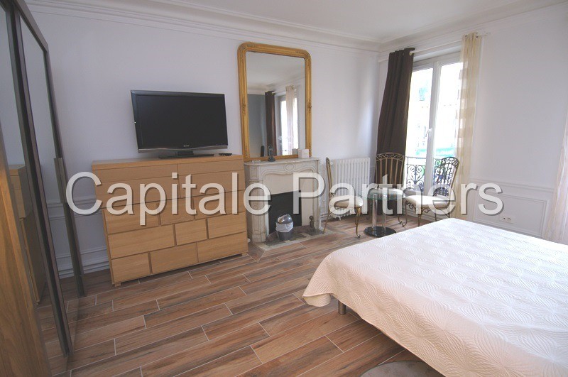 Appartement 2 chambres meublé PARIS 8 - 118 m²;