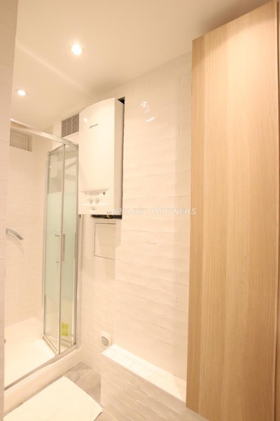 Appartement 2 chambres meublé PARIS 7 - 71 m²;