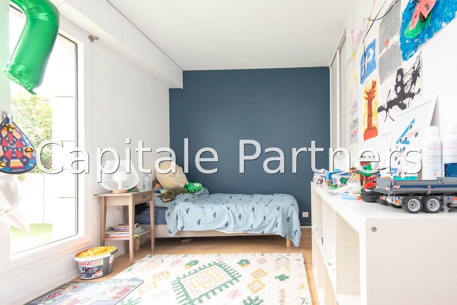 Appartement 3 chambres meublé Asnières-sur-seine - 110 m²;