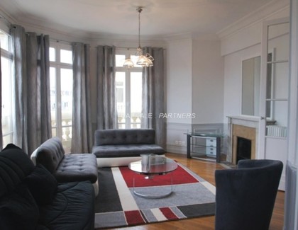 Appartement 3 chambres meublé PARIS 15