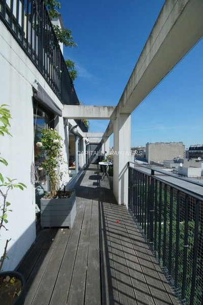 Appartement 3 chambres meublé PARIS 18 - 120 m²;