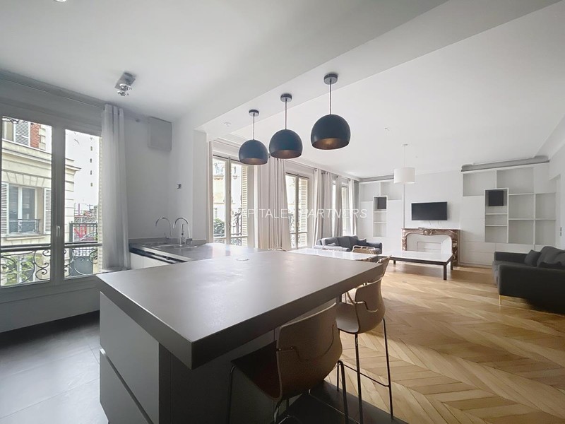 Appartement 4 chambres PARIS 17 - 223 m²;