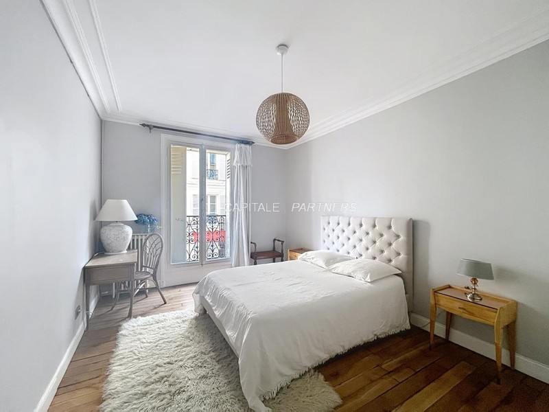 Appartement 2 chambres meublé PARIS 11 - 81 m²;