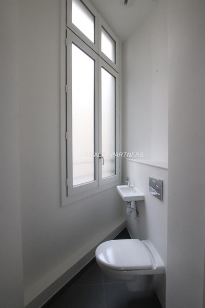 Appartement 2 chambres PARIS 16 - 70 m²;