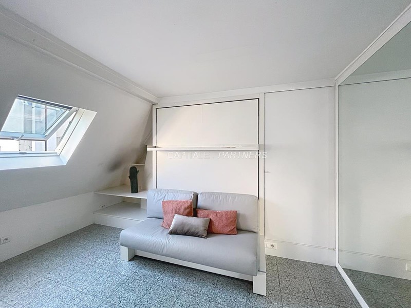 Studio meublé  PARIS 4 - 27 m²;