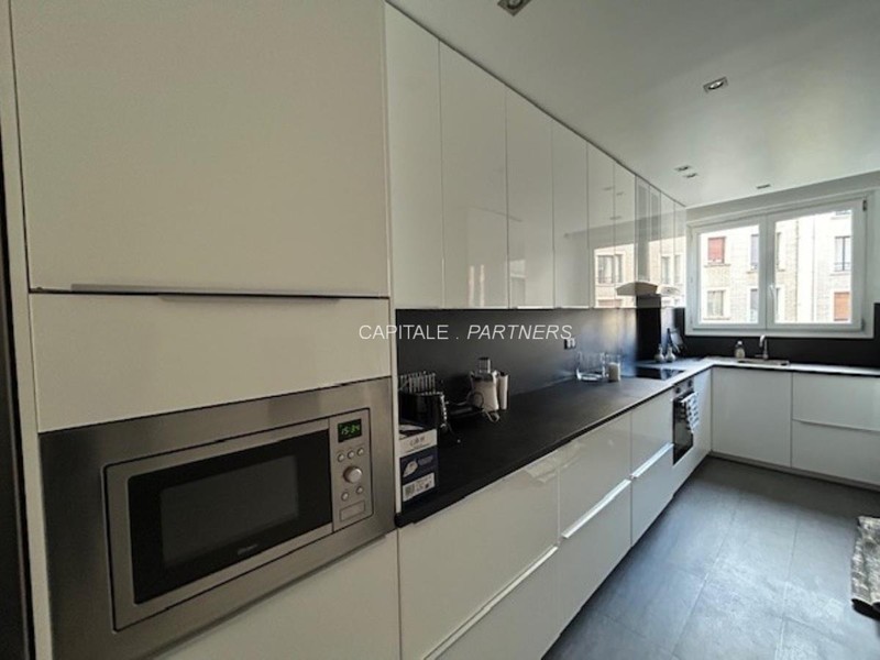 Appartement 3 chambres meublé PARIS 16 - 157 m²;