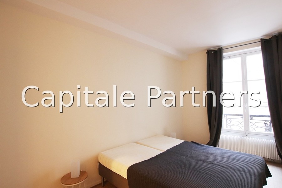 Appartement 2 chambres meublé PARIS 8 - 90 m²;